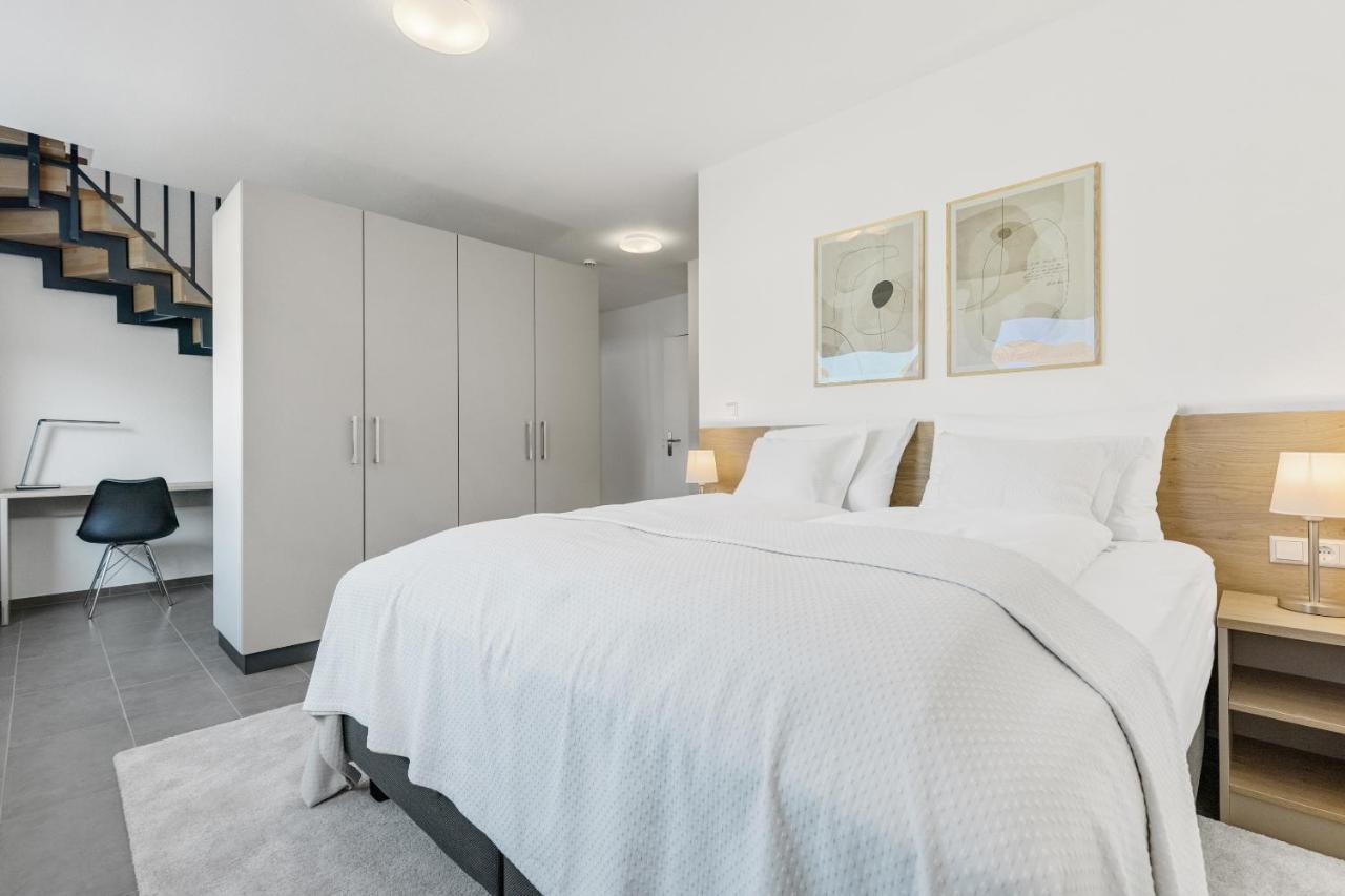 Empire Living: Denzlingen Marktplatz Екстер'єр фото