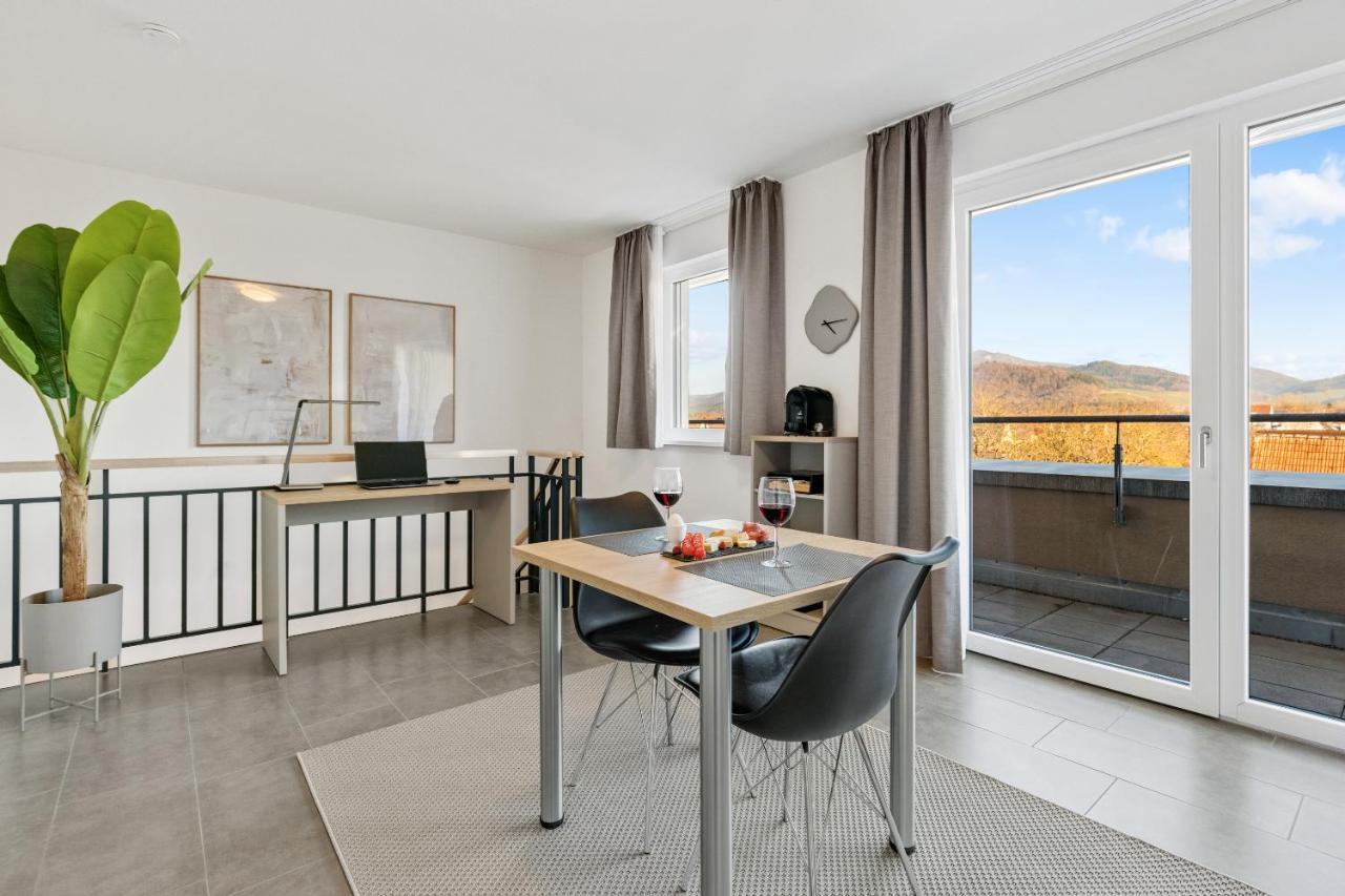 Empire Living: Denzlingen Marktplatz Екстер'єр фото