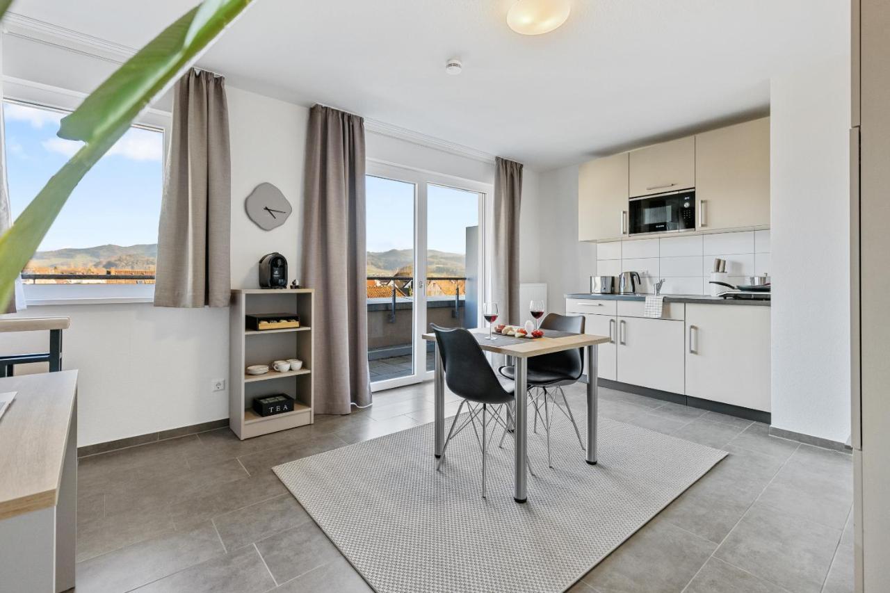 Empire Living: Denzlingen Marktplatz Екстер'єр фото