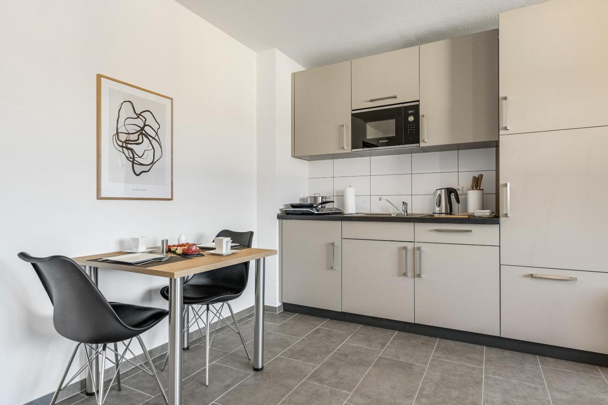 Empire Living: Denzlingen Marktplatz Екстер'єр фото